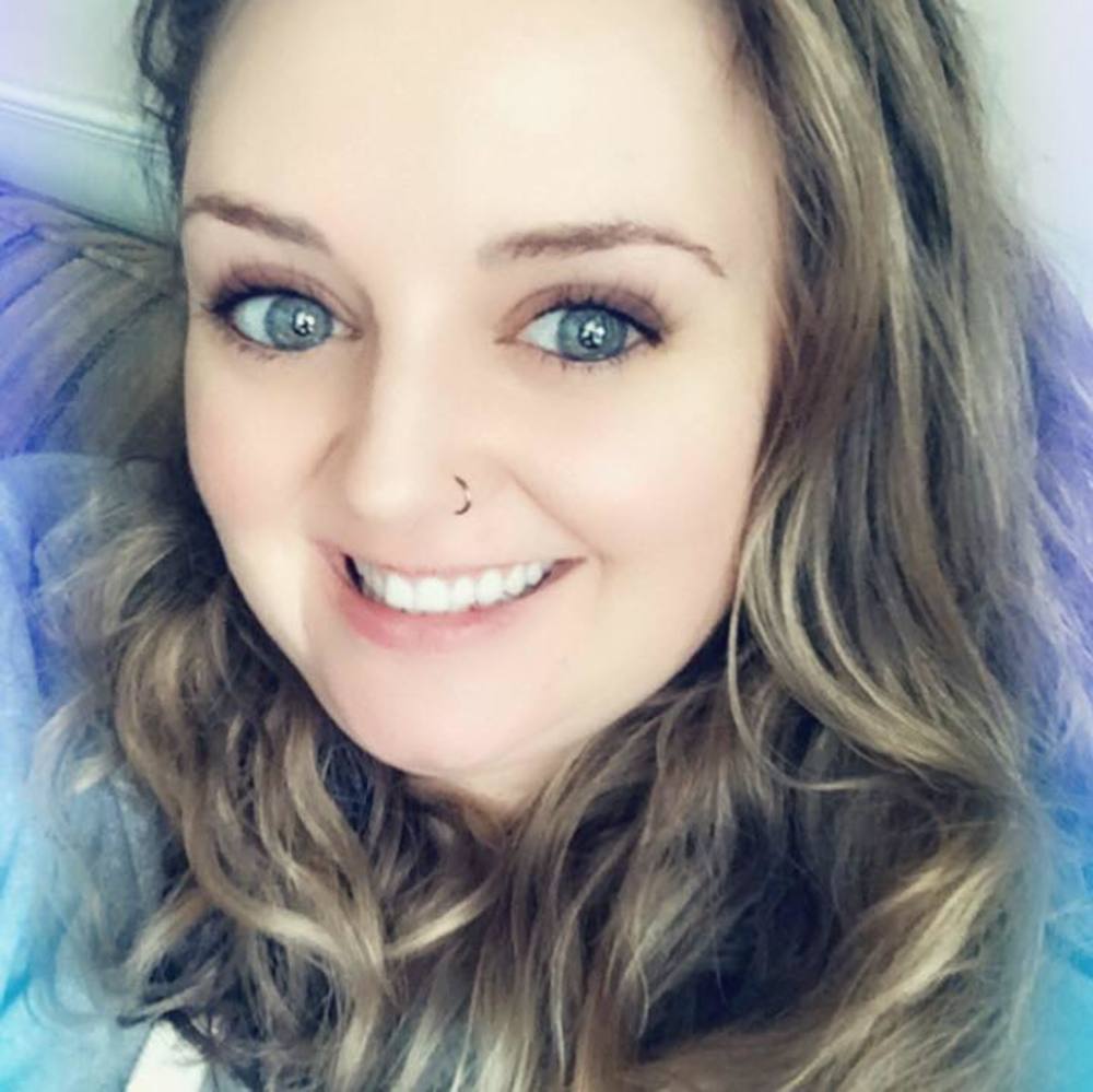 Meet your Posher, Hannah